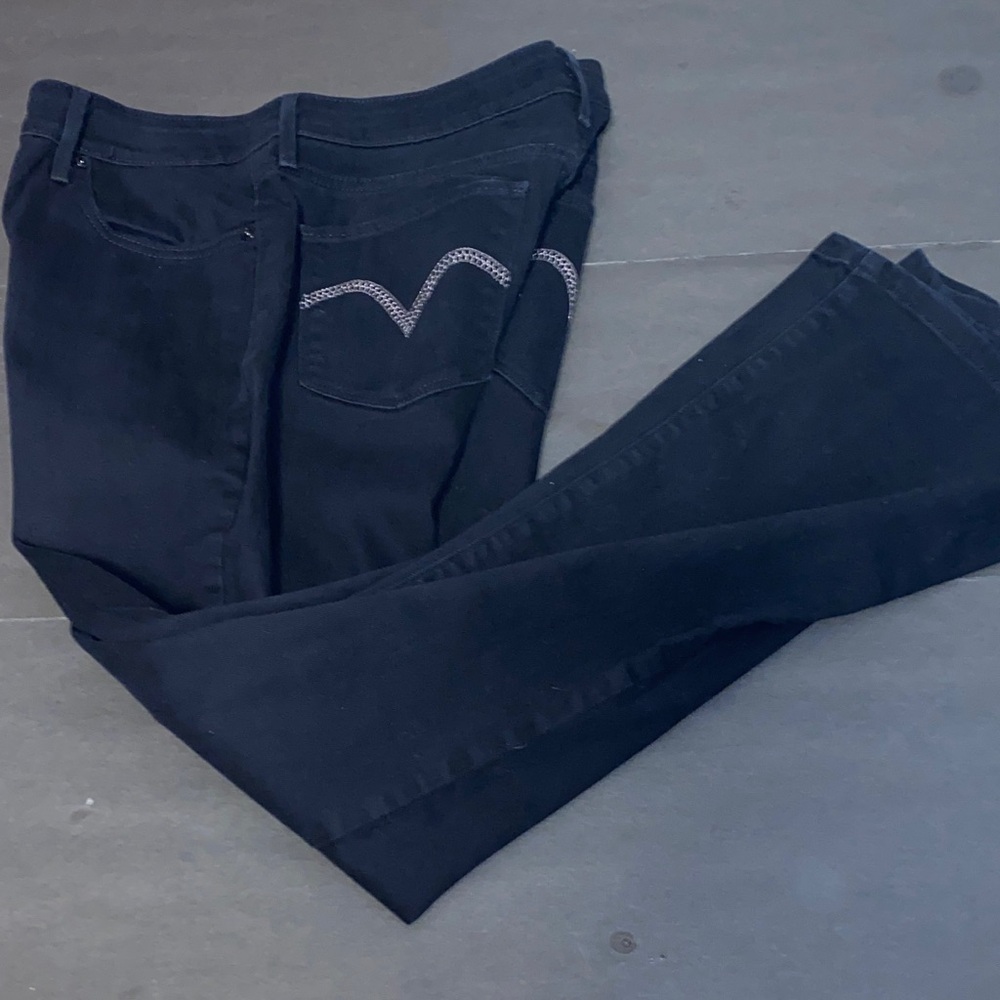 Levi's Women's Size 30 Demi Curve Classic Boot Cut Jean - Black